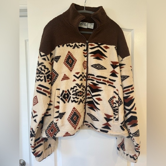 River Trail Sweaters - NWT River Trail Sherpa Full Zip Sweater With Kangaroo Pocket